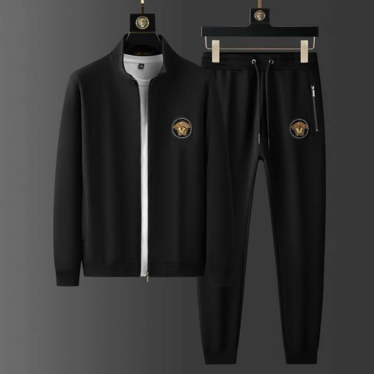 Picture of Versace Sweater Suits _SKUVersaceM-4XL25cr36542941